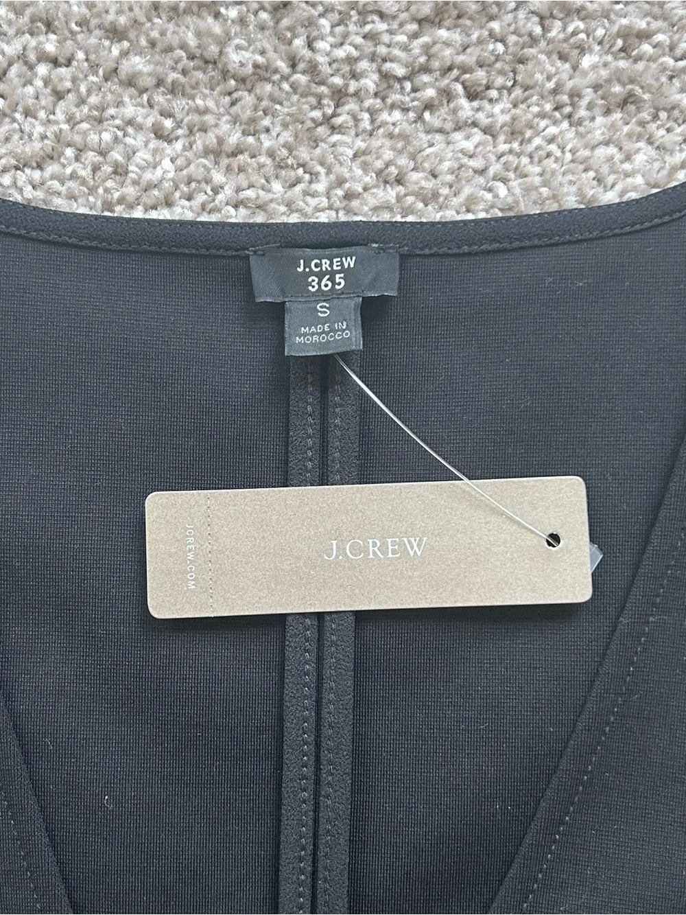 J. Crew 365 Black Sleeveless Faux-Wrap V-Neck Top Knit Tank Size Small NWT